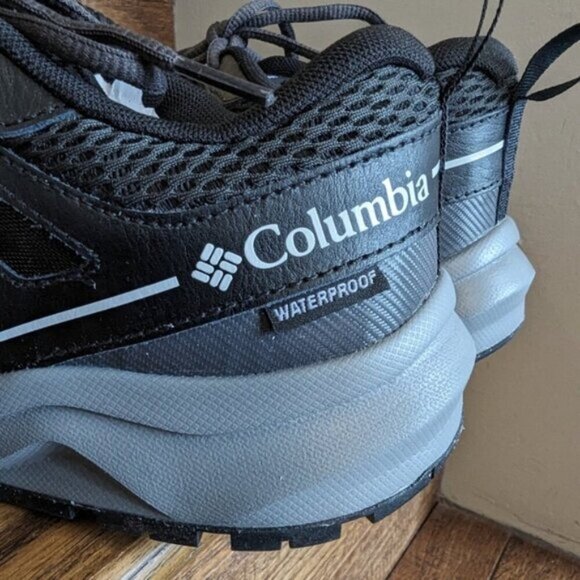 NIB Columbia Women's Plateau Waterproof Hiking Shoe black & gray size 8 - Picture 9 of 12